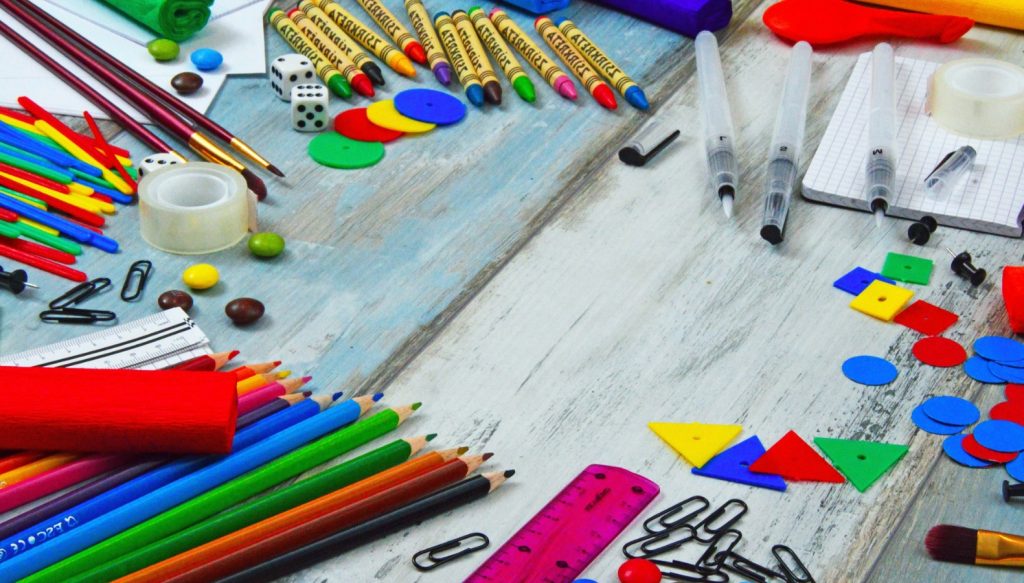 Des fournitures scolaires